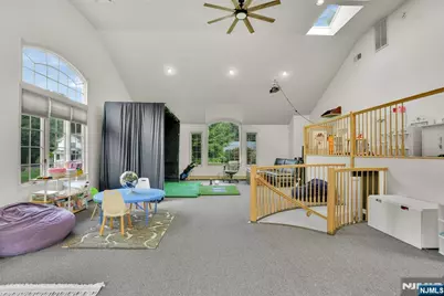 29 Dearborn Drive, Old Tappan, NJ 07675 - Photo 21