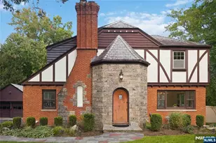 587 Closter Dock Rd, Closter, NJ 07624 - Photo 3