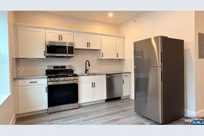 440 58th Street A #A, West New York, NJ 07093 - Photo 5