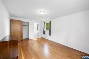 30 Smithfield Rd, Waldwick, NJ 07463 - Photo 7