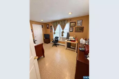 15-17 Ryle Avenue Apt 2 #Apt 2, Paterson, NJ 07522 - Photo 19