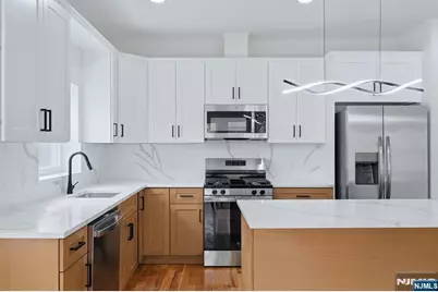 54 Pennsylvania Avenue, Newark, NJ 07114 - Photo 15