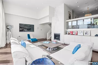 18 Vela Way, Edgewater, NJ 07020 - Photo 13