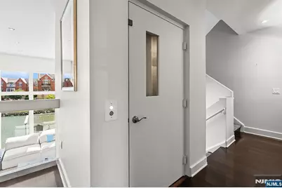 18 Vela Way, Edgewater, NJ 07020 - Photo 23