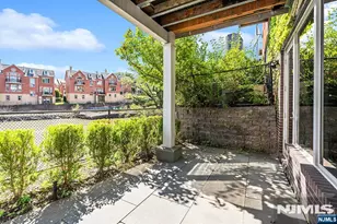 18 Vela Way, Edgewater, NJ 07020 - Photo 7