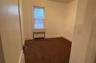 9 Blakely Pl, Garfield, NJ 07026 - Photo 5