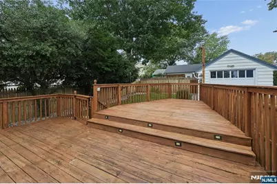 185 Larch Avenue, Teaneck Township, NJ 07666 - Photo 23