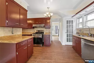 185 Larch Ave, Teaneck Township, NJ 07666 - Photo 11