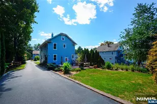 45 Hill St, Midland Park, NJ 07432 - Photo 7