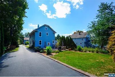 45 Hill Street, Midland Park, NJ 07432 - Photo 7