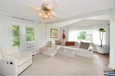 45 Hill Street, Midland Park, NJ 07432 - Photo 17