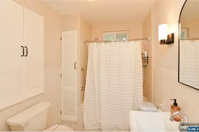 45 Hill Street, Midland Park, NJ 07432 - Photo 21