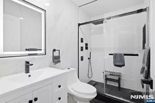 257 7th St, Newark, NJ 07103 - Photo 29