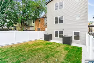 257 7th St, Newark, NJ 07103 - Photo 49