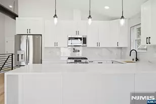 257 7th St, Newark, NJ 07103 - Photo 37
