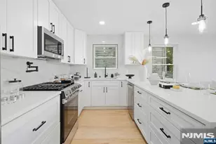 257 7th St, Newark, NJ 07103 - Photo 9