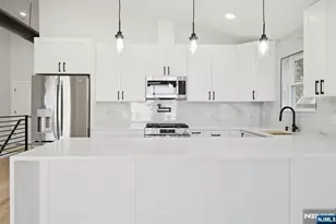 257 7th St, Newark, NJ 07103 - Photo 37