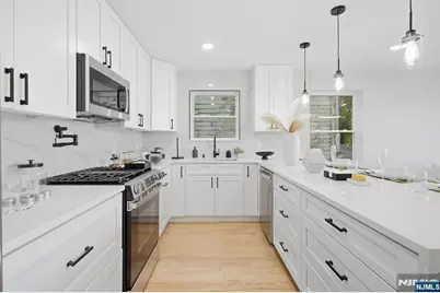 257 7th Street, Newark, NJ 07103 - Photo 9