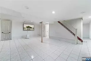 90 Byrne St, Hackensack, NJ 07601 - Photo 17