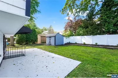 26 Pavonia Avenue, Emerson, NJ 07630 - Photo 7