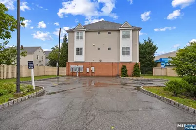 435 Van Houten Avenue 102 #102, Passaic, NJ 07055 - Photo 23