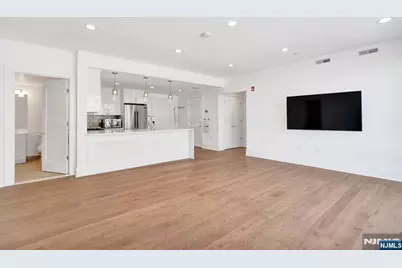 209-211 Hack Plk Road 2A #2A, Weehawken, NJ 07086 - Photo 7