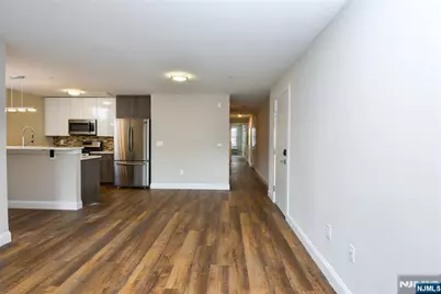 6105 Park Avenue 2 #2, West New York, NJ 07093 - Photo 7