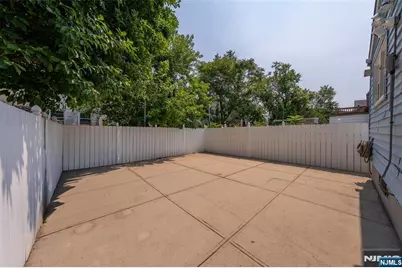 378 Cator Avenue, Jersey City, NJ 07305 - Photo 31