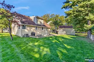 615 Bartell Pl, Ridgewood, NJ 07450 - Photo 29