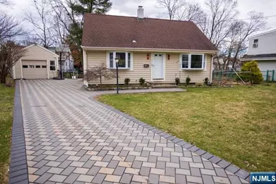 615 Bartell Place, Ridgewood, NJ 07450 - Photo 3