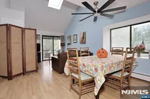 602 West Ridge Mews 602, Wood Ridge, NJ 07075 - Photo 5