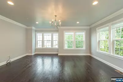 27 Truman Drive, Wood Ridge, NJ 07075 - Photo 9