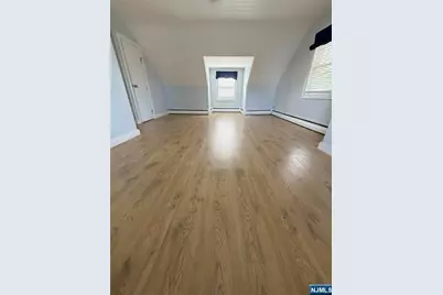 39 Lawrence Avenue, Lodi, NJ 07644 - Photo 9