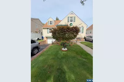 39 Lawrence Avenue, Lodi, NJ 07644 - Photo 1
