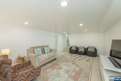 531 Mountain Avenue, Caldwell, NJ 07006 - Photo 19