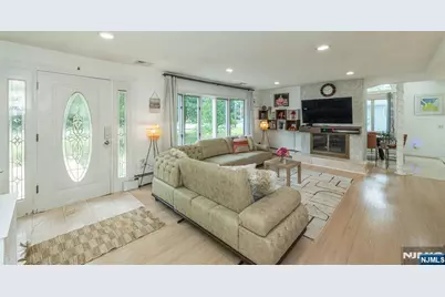 531 Mountain Avenue, Caldwell, NJ 07006 - Photo 9