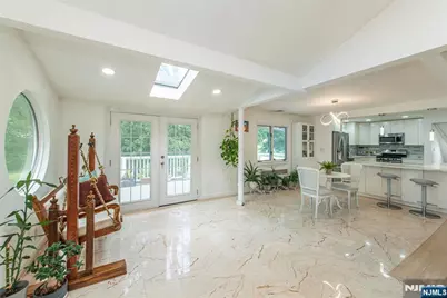 531 Mountain Avenue, Caldwell, NJ 07006 - Photo 11
