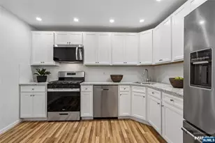 26 Seton Hall Dr 514, Newark, NJ 07103 - Photo 11