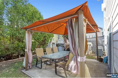 164 Page Street, Elmwood Park, NJ 07407 - Photo 35
