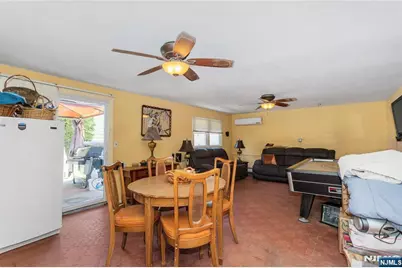 164 Page Street, Elmwood Park, NJ 07407 - Photo 33