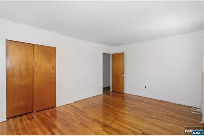 164 Page Street, Elmwood Park, NJ 07407 - Photo 27