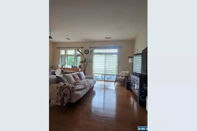 1111 Riverview Avenue 111 #111, Englewood, NJ 07631 - Photo 3