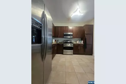 1111 Riverview Avenue 111 #111, Englewood, NJ 07631 - Photo 11