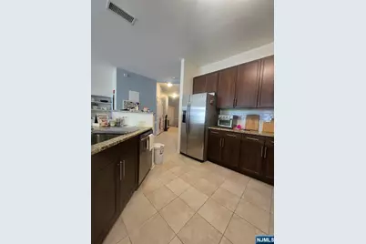 1111 Riverview Avenue 111 #111, Englewood, NJ 07631 - Photo 9