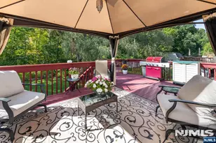 30 Gwyneth Rd, West Milford, NJ 07480 - Photo 9