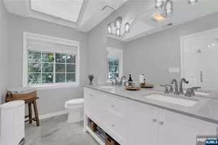 198 Zeppi Ln, West Orange Township, NJ 07052 - Photo 13
