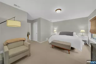 198 Zeppi Ln, West Orange Township, NJ 07052 - Photo 15