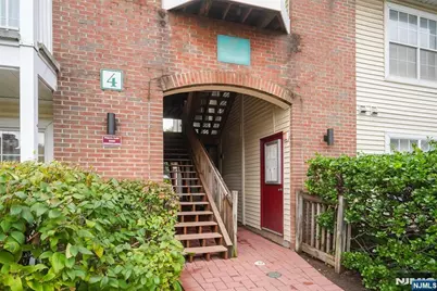 100 Crown Court 461 #461, Edgewater, NJ 07020 - Photo 31