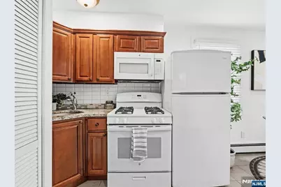 354 Paterson Plank Road, Jersey City, NJ 07307 - Photo 7