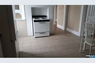 127 Newark Avenue 2 #2, Paterson, NJ 07503 - Photo 5
